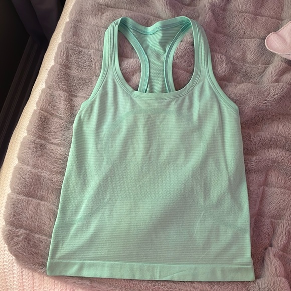 Light green lululemon swiftly tech tank. - Picture 1 of 3